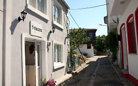 Casa De Vagos Hostel Bozcaada Exterior photo