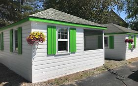 Lighthouse Cabins Hotel Old Orchard Beach Exterior photo