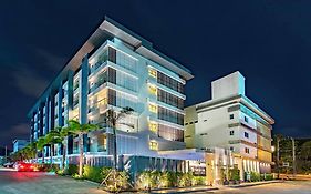 Ratana Hotel Rassada - Sha Extra Plus Phuket Exterior photo