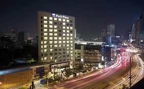 Park Plaza Sukhumvit Bangkok Hotel Exterior photo
