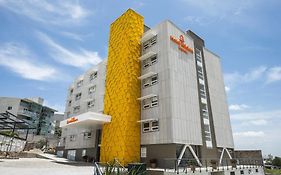 Mision Express Queretaro Hotel Exterior photo