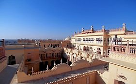 Alsisar Mahal- Heritage Hotel Exterior photo