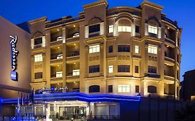 Radisson Blu Hotel, Dhahran Al Khobar Exterior photo