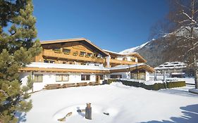 Princess Bergfrieden Aparthotel Seefeld in Tirol Exterior photo