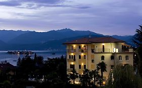 Hotel Flora Stresa Exterior photo