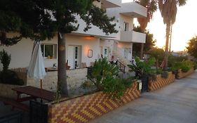 Astrofegia Apartments Near The Sea Agia Marina  Exterior photo