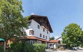 Hotel Hachinger Hof Oberhaching Exterior photo