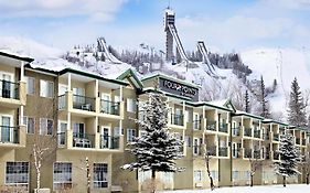 Four Points By Sheraton Hotel & Suites Calgary West Exterior photo