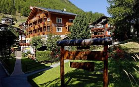 Park-Hotel Saas- Fee Exterior photo