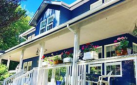 Seafarers Bed & Breakfast Bed & Breakfast Tofino Exterior photo