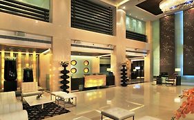 Fortune Select Loudon Kolkata Interior photo