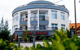 Cozy Safari Hotel Kigali Exterior photo