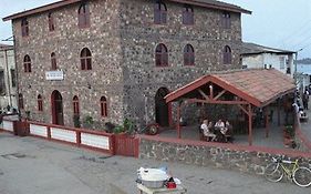 Coconut Grove Bridge House Hotel Elmina Exterior photo