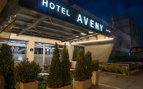 Garni Hotel Aveny Cacak Exterior photo