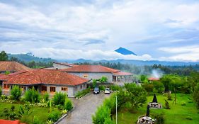 Classic Lodge Nyakinama Exterior photo