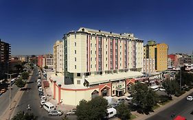 Grand Eras Hotel Kayseri Exterior photo