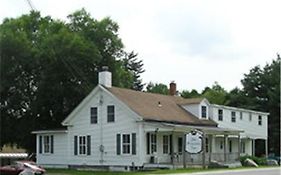 The Riverside Inn Stowe Exterior photo