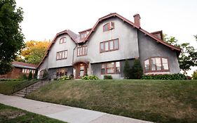 Leonard At Logan House Bed & Breakfast Grand Rapids Exterior photo