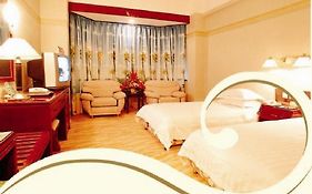 Hongkou International Hotel Yantai Room photo