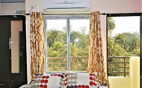 Pretty Garden View Apartment 3Bhk Furnished Flat Near Kashi Vishwanath Temple Varanasi Exterior photo