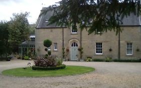 Westgate Manor Bed & Breakfast Exterior photo