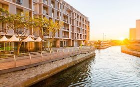 Aha Harbour Bridge Hotel & Suites Cape Town Exterior photo