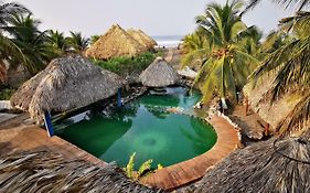 Eco-Hotel Playa Quilombo Las Lisas Exterior photo