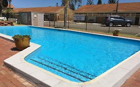 Hospitality Geraldton Surestay Collection By Best Western Exterior photo