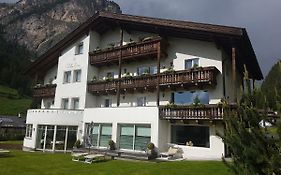 Garni Villa Erna Selva di Val Gardena Exterior photo