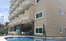 Lk Noble Suite Pattaya Exterior photo