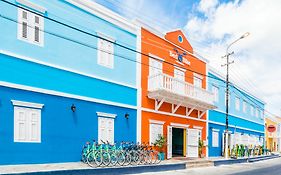 Bed & Bike Curacao Hostel Willemstad Exterior photo