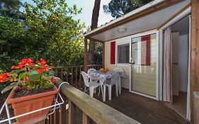 Diana & Josip Mobile Homes Biograd Na Moru Exterior photo