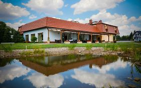 Zielony Ogrod Hotel Zabrze Exterior photo