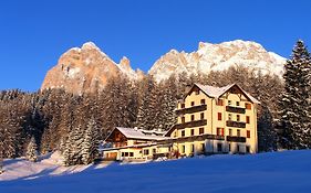 Sport Hotel Pocol Cortina d'Ampezzo Exterior photo