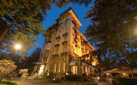 Palace Grand Hotel Varese Exterior photo