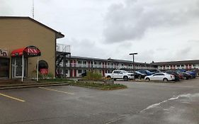 Red Deer Inn & Suites Exterior photo