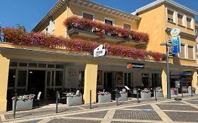 Hotel Al Mare Lido di Jesolo Exterior photo