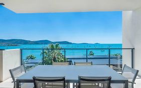 Executive On Whisper Bay - Cannonvale Airlie Beach Exterior photo