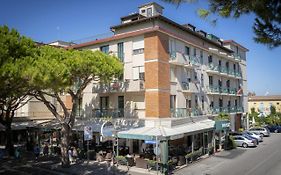 Hotel Harry'S Lido di Jesolo Exterior photo