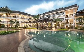 Lido Lake Resort By Mnc Hotel Bogor Exterior photo