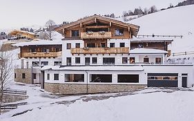 Lindlinghof Aparthotel Saalbach-Hinterglemm Exterior photo