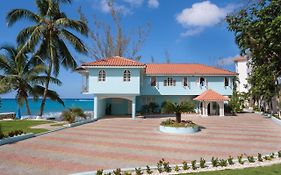 Edgewater Beach Villa - Beach Front, Close To All Attractions St Mary Exterior photo