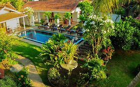 Sujeewani Villa Negombo Exterior photo