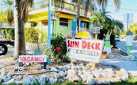 Sun Deck Inn & Suites Fort Myers Beach Exterior photo