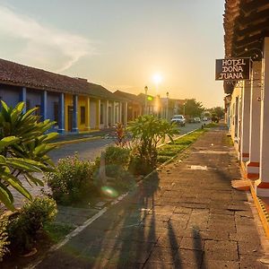 Hotel Dona Juana Tlacotalpan Exterior photo