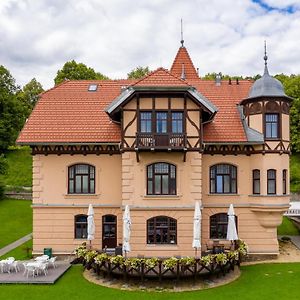 Vila Elis Hotel Jesenik Exterior photo