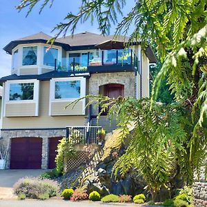 Eagle Rock Bed And Breakfast Chemainus Exterior photo