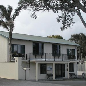 Tarawhata Thermal Apartment New Plymouth Exterior photo