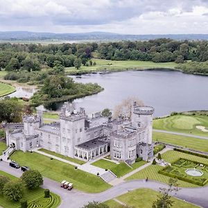 Dromoland Castle Hotel Newmarket-on-Fergus Exterior photo