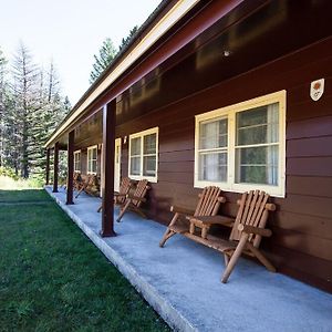 Rising Sun Motor Inn East Glacier Park Village Exterior photo